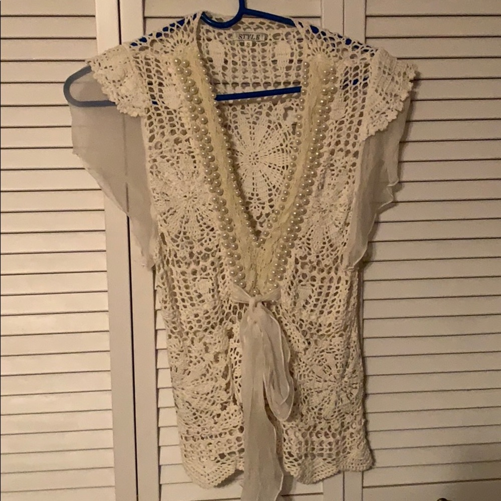 Crochet small blouse